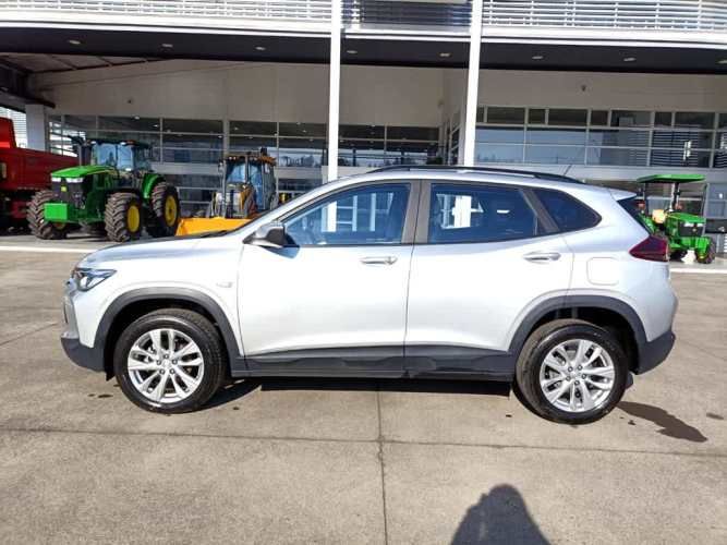 CHEVROLET TRACKER 2024