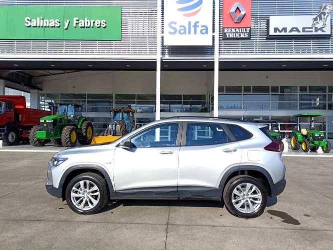 CHEVROLET TRACKER 2024