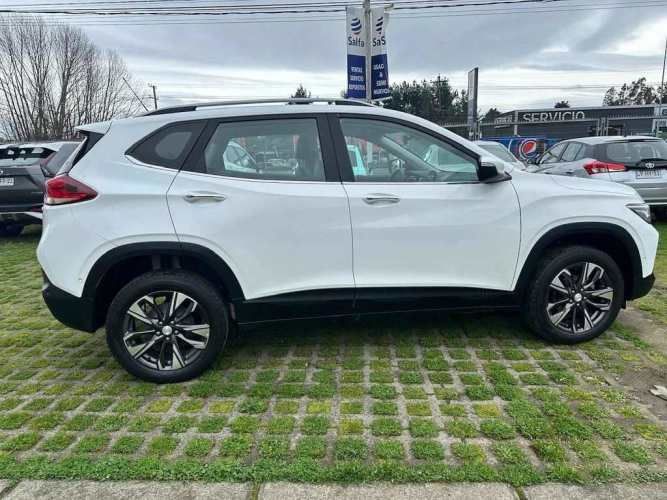 CHEVROLET TRACKER 2024