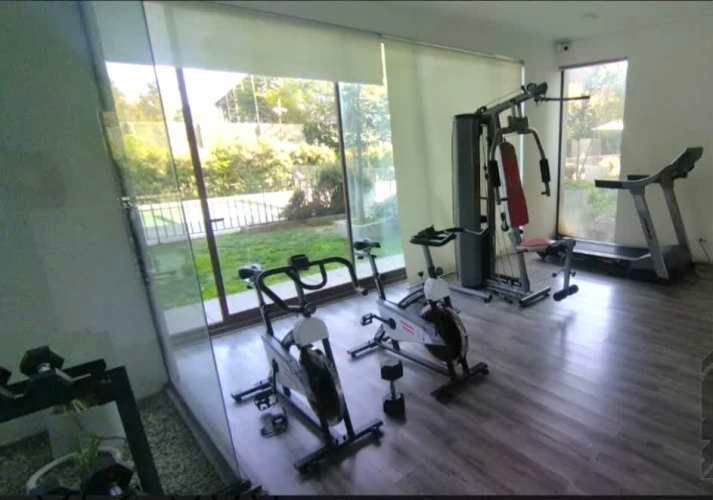 Dpto estudio, 1d, 1b, 1bga. Metro a dos cuadras.