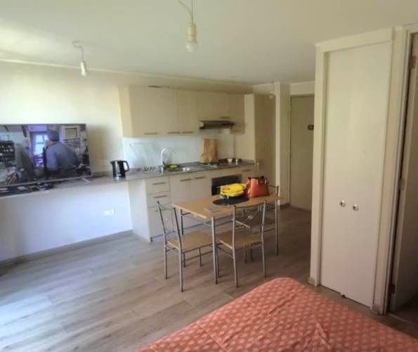 Dpto estudio, 1d, 1b, 1bga. Metro a dos cuadras.