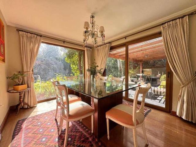 espectacular  casa  en lo Barnechea  (101647)