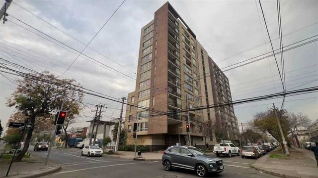 DEPARTAMENTO San Ignacio / Estación Metro Rondizzoni