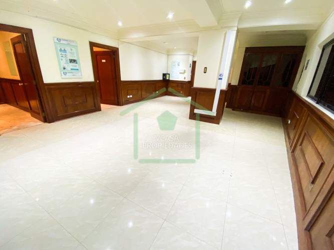 EDIFICIO EMPRESARIAL