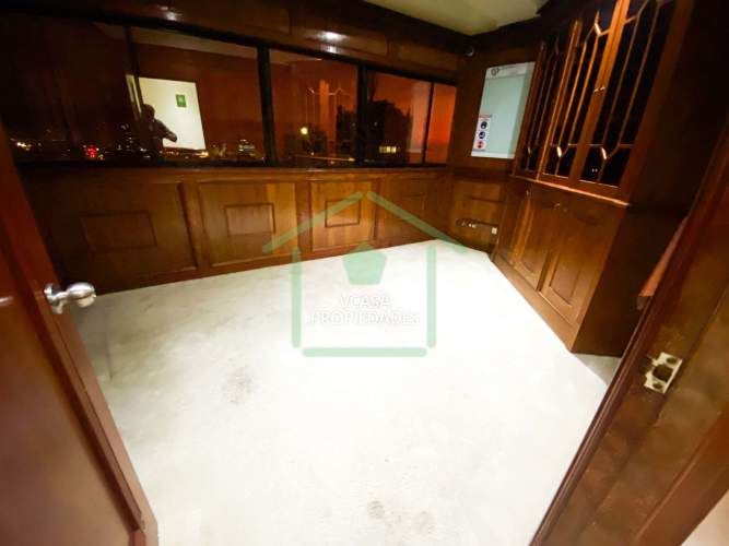 EDIFICIO EMPRESARIAL