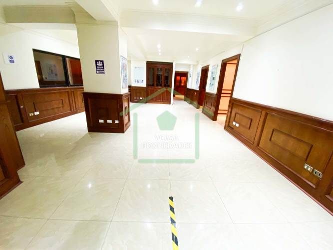 EDIFICIO EMPRESARIAL