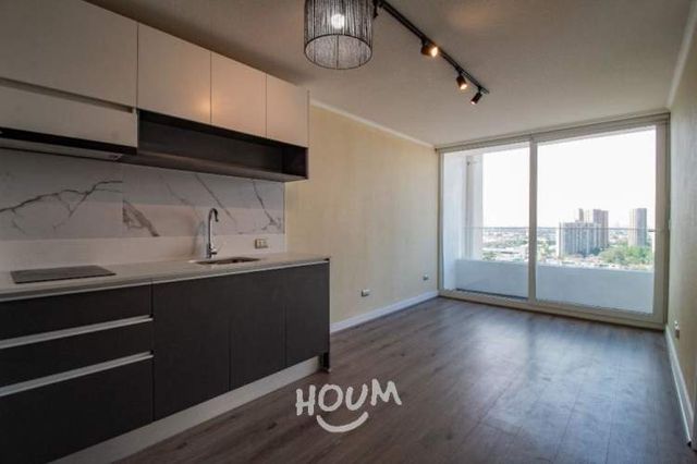 Departamento en Avenida María Rozas Velásquez