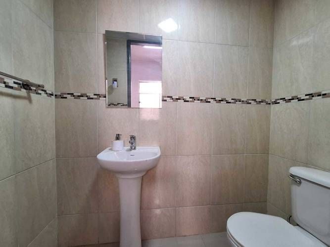 OF. 1P, 1R Y 1B A10 MIN. METRO MONEDA (101794)