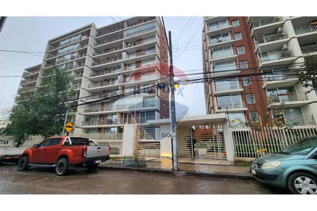 Departamento cerca de plaza egaña 3d+2b+1e+1bg