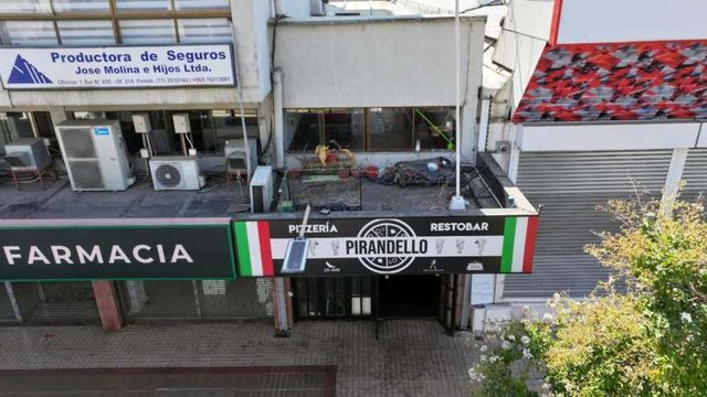 LOCAL COMERCIAL 1 sur #847 Lc 6