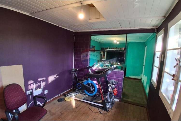 Casa en tranquilo y céntrico barrio}