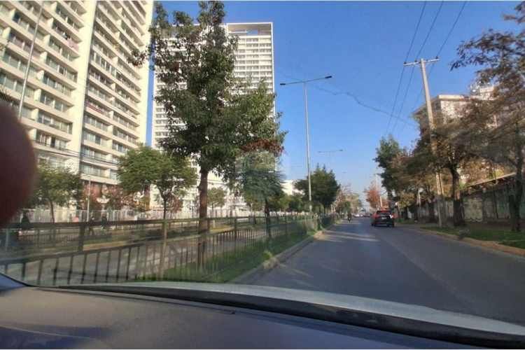 Casa en tranquilo y céntrico barrio}