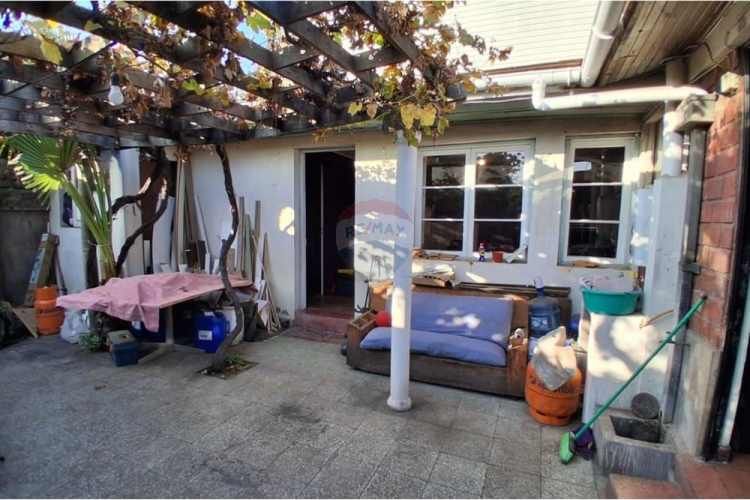 Casa en tranquilo y céntrico barrio}