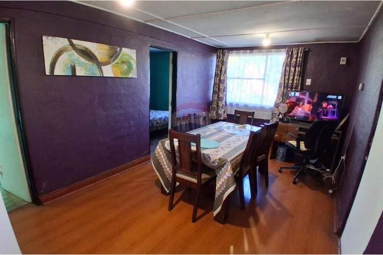 Casa en tranquilo y céntrico barrio}