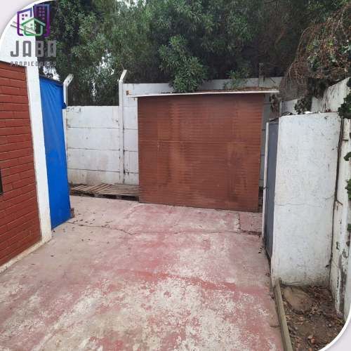 AMPLIA CASA EN VENTA, UBICADA EN PEÑUELAS NORTE - COQUIMBO