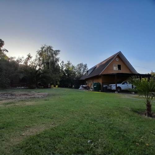 BELLAPROPIEDAD CON AMPLIO TERRENO EN LA PUNTA, MOSTAZAL