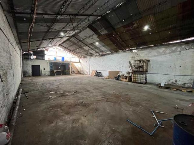 EXCELENTE GALPÓN PARA USO INDUSTRIAL O DE BODEGA