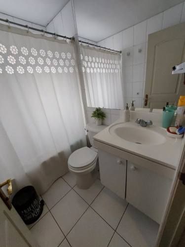 Amplia casa con piscina en Huechuraba