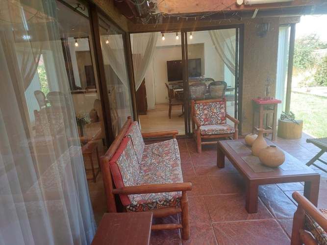 Amplia casa con piscina en Huechuraba