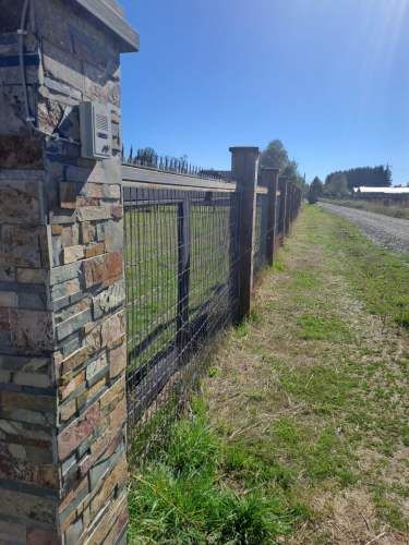 VENTA DE PARCELA CON CASA