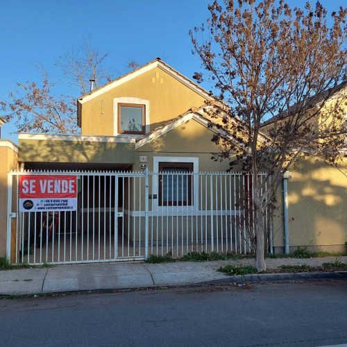 Hermosa Casa En San Bernardo (102166)