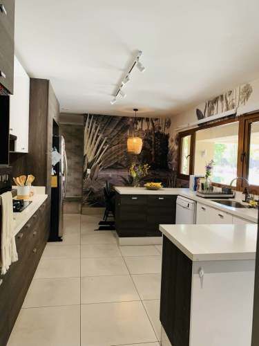 OPORTUNIDAD! CASA CHILENA 1 PISO A PASOS COLEGIO PEDREGALES