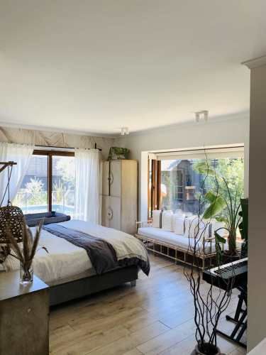 OPORTUNIDAD! CASA CHILENA 1 PISO A PASOS COLEGIO PEDREGALES