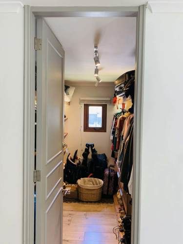 OPORTUNIDAD! CASA CHILENA 1 PISO A PASOS COLEGIO PEDREGALES