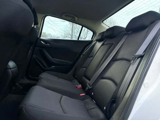 MAZDA 3 SEDAN 2017