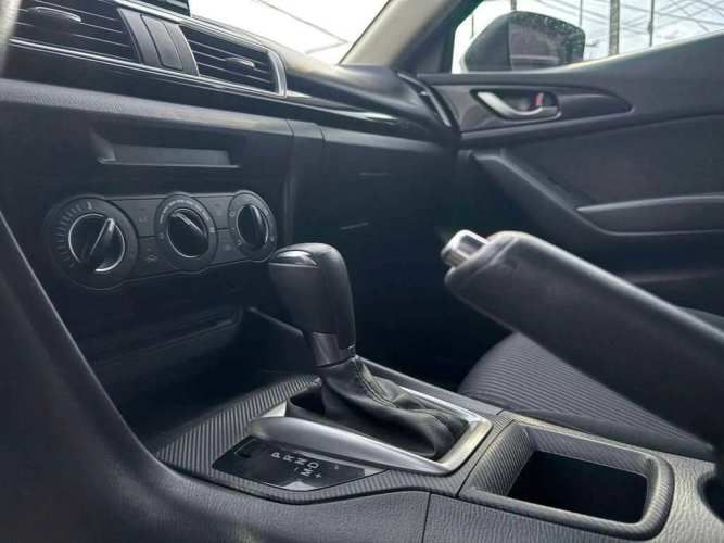 MAZDA 3 SEDAN 2017
