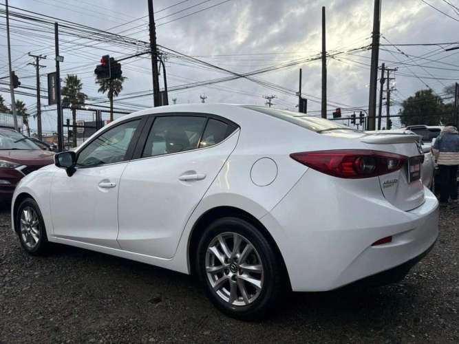 MAZDA 3 SEDAN 2017