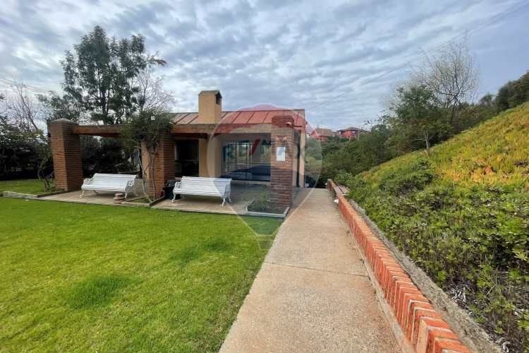 ¡tu paraíso en reñaca alto aguarda!