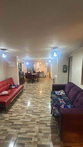 Se vende Casa de 3D,1B,E (102232)