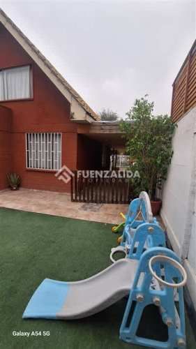 CASA Santa Ines /AV Central