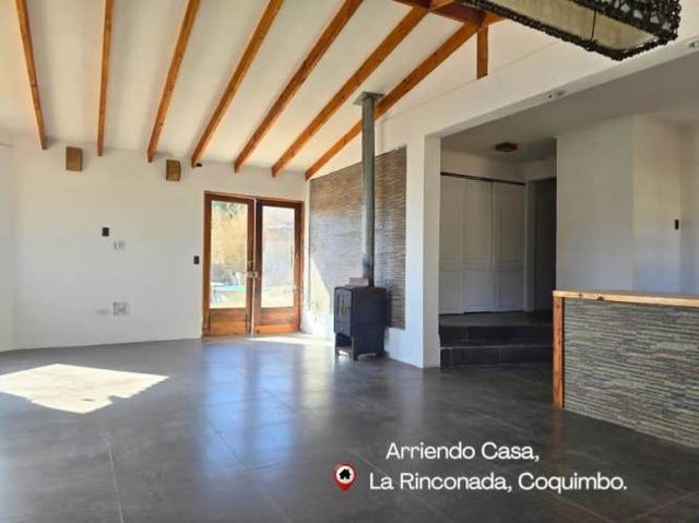 CASA 3D/2B SALA DE CINE Y COCINA AMERICANA - TERRE