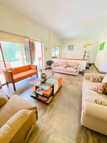 ARRIENDO CASA PARCELA MODERNA CERCANA A COLEGIOS TREWHELAS - SAN NICOLAS - PUCALAN