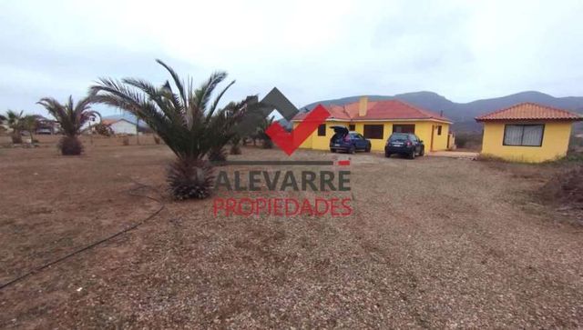 Pácela ubicada en condominio sector tambillos.