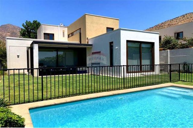 Casa en venta cond. mirador de chamisero