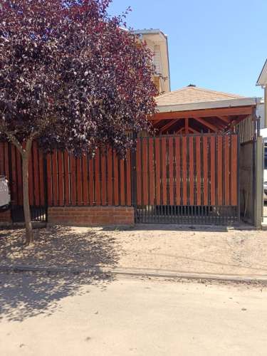 ACOGEDORA PROPIEDAD EN PUENTE ALTO  PARADERO 45 SANTA ROSA