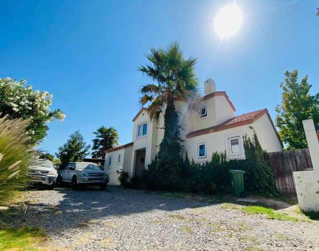 VENTA CASA CONDOMINIO COLEGIO SAN JOSE DE CHICUREO