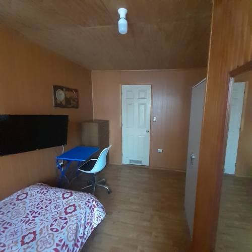 arriendo pieza amoblada central