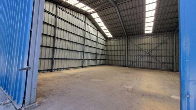 Arriendo de Galpones de 250mts2  en Camino Cantera independencia  Sector la Cantera