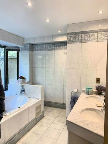 VENTA CASA ESTILO INGLÉS FRENTE AL SANTIAGO COLLEGE, LOS TRAPENSES