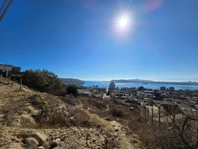 Hermoso terreno en la Herradura  (103303)