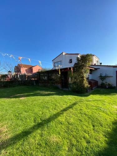 SE VENDE HERMOSA CASA EN CONDOMINIO EL SOLAR DE MANTAGUA