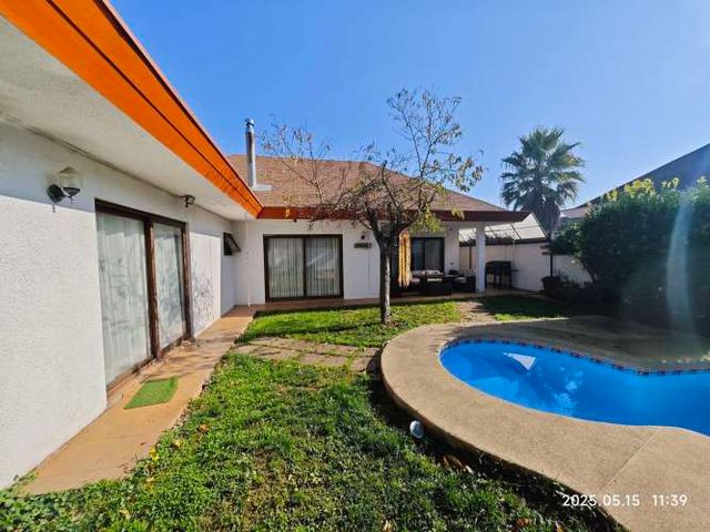 SE VENDE CASA REAL OPORTUNIDAD EN EXCELENTE SECTOR