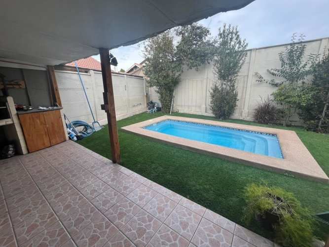 HERMOSA CASA CON EXCELENTE CONECTIVIDAD