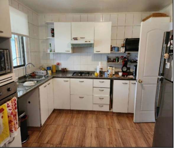 HERMOSA CASA CON EXCELENTE CONECTIVIDAD