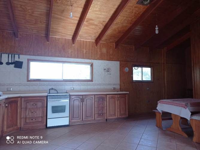 BUENA CASA MADERA UN PISO , EN MEJOR BARRIO PENCO