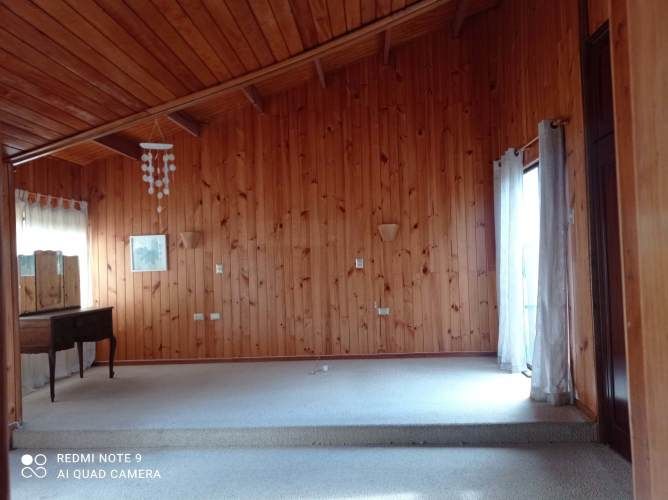 BUENA CASA MADERA UN PISO , EN MEJOR BARRIO PENCO